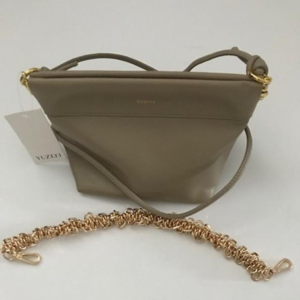 Giant Coin Purse – mouton (taupe)Handle | Yuzefi